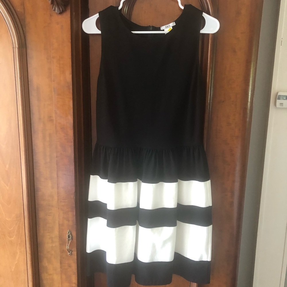 bar 111 Fit & Flare Party Dress👠🕶 - Picture 4 of 8